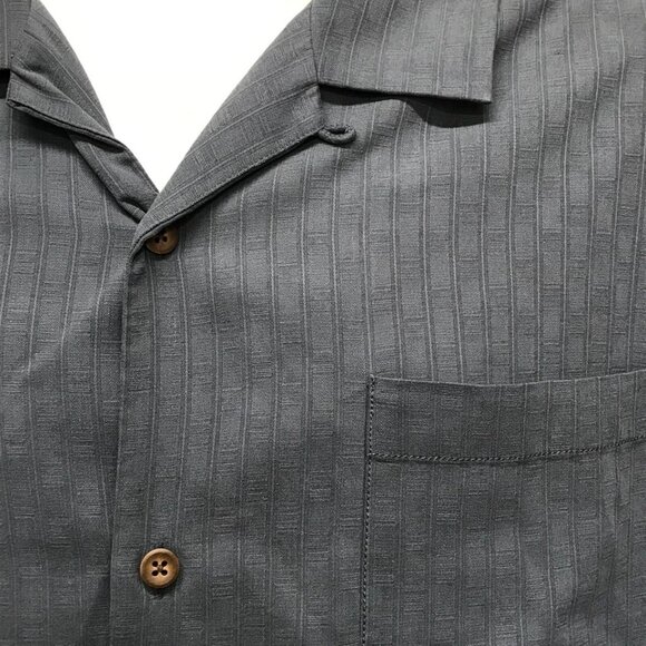 Tommy Bahama Shirt Mens XL Gray Silk Embroidered Original Fit Short Sleeve - Picture 4 of 10